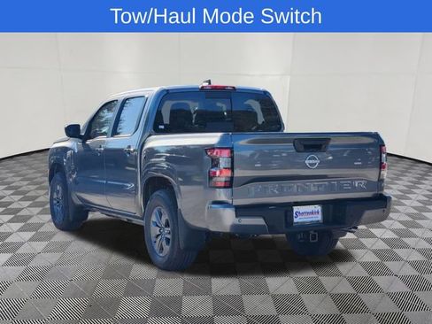 Used 2026 Nissan Frontier SV w/ Tow Package RWD image 3