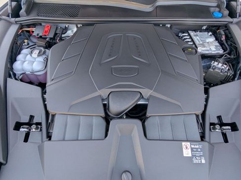 New 2026 Porsche Cayenne Coupe image 28