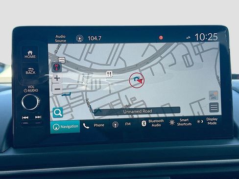 Used 2025 Honda Pilot Touring image 12