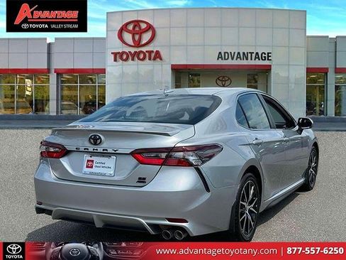 Used 2023 Toyota Camry SE image 7