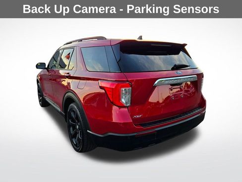 Used 2021 Ford Explorer XLT image 6