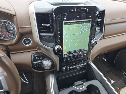 Used 2020 RAM 2500 Laramie image 32