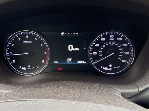 Used 2015 Hyundai Genesis 3.8 w/ Option Group 03 image 10