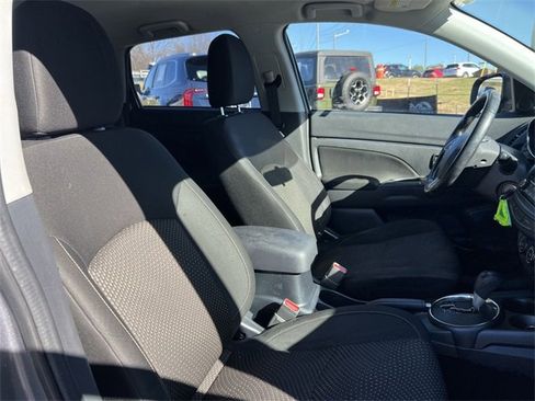 Used 2016 Mitsubishi Outlander Sport ES image 22