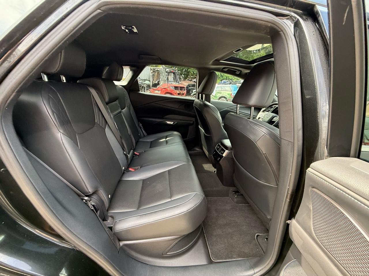 Used 2025 Lexus RX 350h AWD/4WD image 8