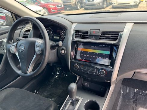 Used 2015 Nissan Altima 2.5 S w/ Power Driver Seat Package FWD image 12