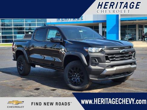 New 2026 Chevrolet Colorado Trail Boss AWD/4WD image 1