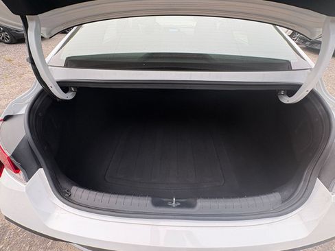 Used 2026 Hyundai Elantra Sport FWD image 30