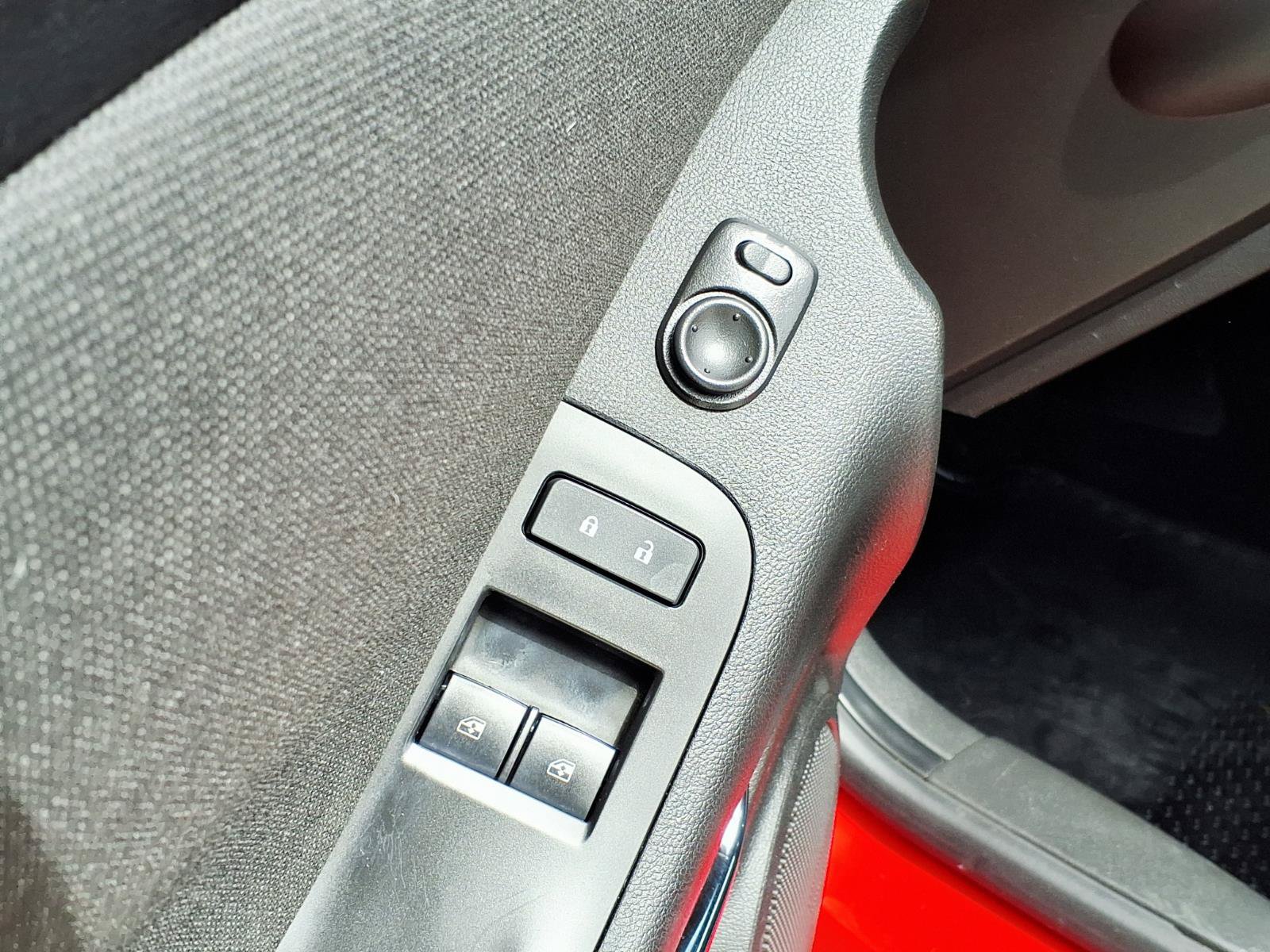 Used 2015 Chevrolet Camaro LT w/ 1LT Preferred Package RWD image 15