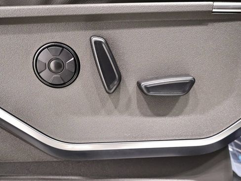 New 2026 Ford F350 Platinum w/ Platinum Plus Package image 17