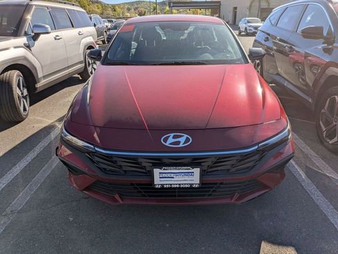 Certified 2025 Hyundai Elantra Sport image 2