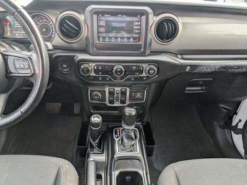 Used 2018 Jeep Wrangler Unlimited Sport S AWD/4WD image 7