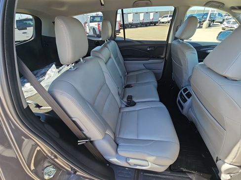 Used 2018 Honda Pilot EX image 29