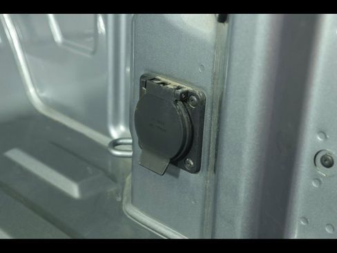 Used 2023 Chevrolet Silverado 1500 Custom w/ LPO, Dark Essentials Package AWD/4WD image 17