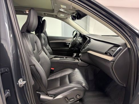Used 2022 Volvo XC90 T6 Inscription AWD/4WD image 10