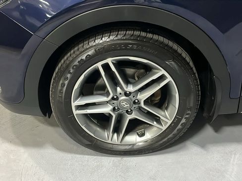 Used 2017 Hyundai Santa Fe Limited AWD/4WD image 8