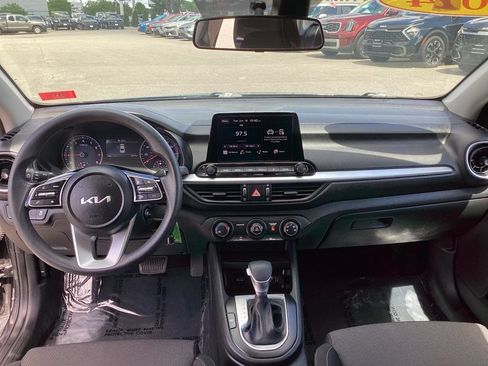 Certified 2024 Kia Forte LXS FWD image 17