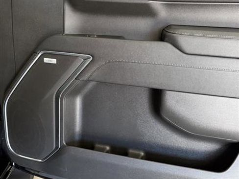 Used 2023 GMC Sierra 1500 SLT w/ SLT Premium Package AWD/4WD image 15