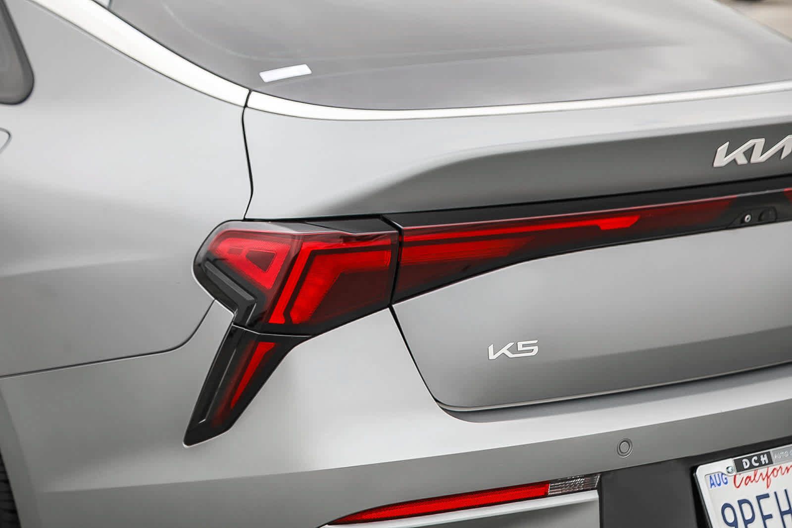 Used 2025 Kia K5 GT-Line w/ GT-Line Premium Package FWD image 9