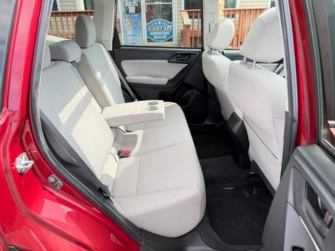 Used 2015 Subaru Forester 2.5i Premium w/ All-Weather Package AWD/4WD image 41