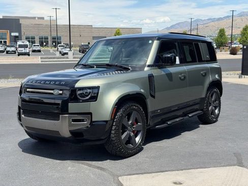 Used 2021 Land Rover Defender 110 X AWD/4WD image 10