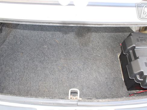 Used 1989 Ford Mustang LX RWD image 3