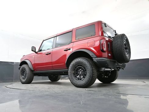 New 2026 Ford Bronco Badlands w/ Sasquatch Package AWD/4WD image 14