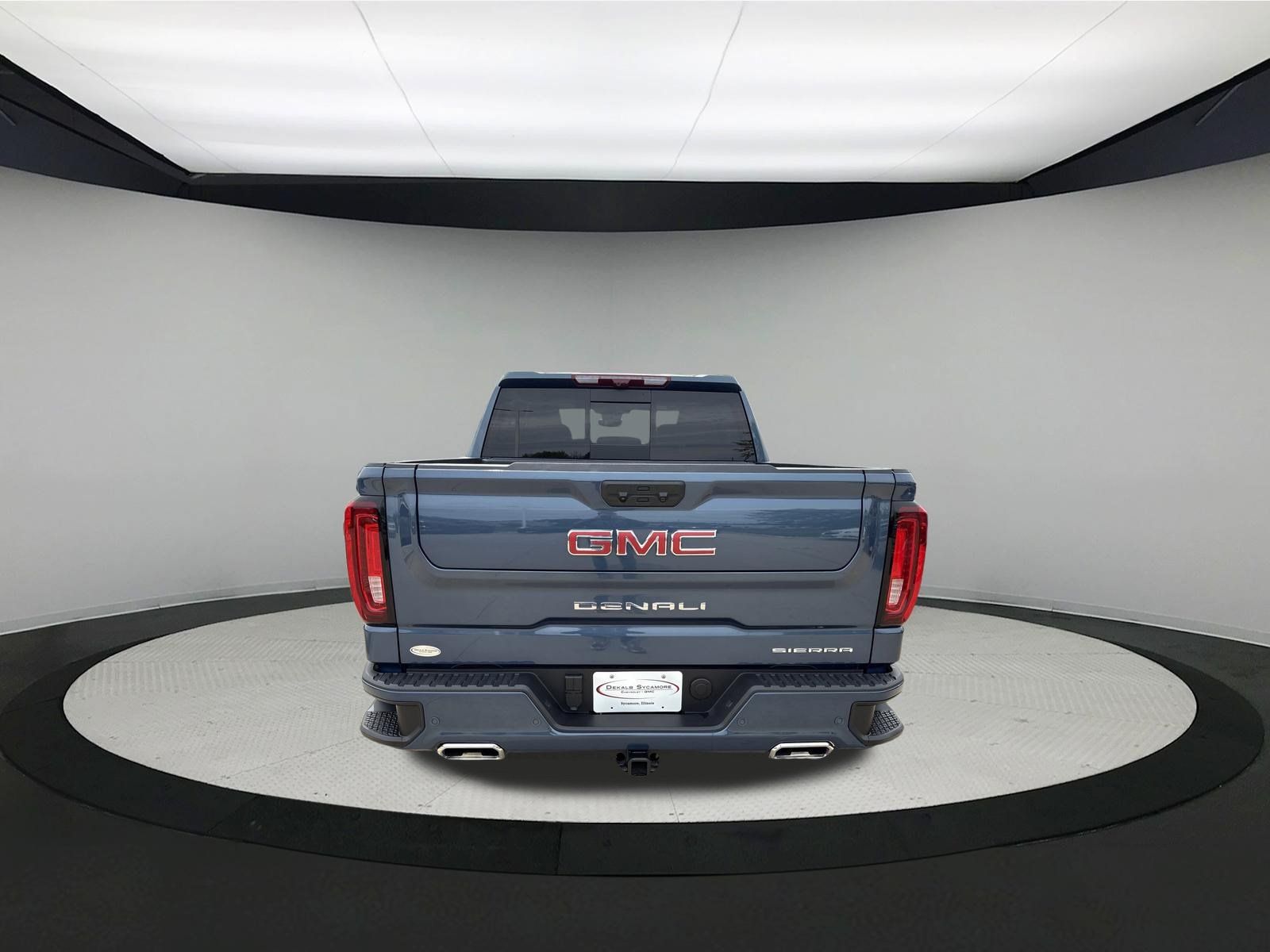 Used 2025 GMC Sierra 1500 Denali w/ Technology Package AWD/4WD image 6