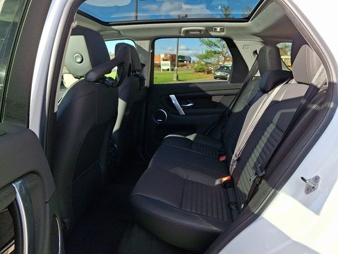 New 2025 Land Rover Discovery Sport S image 8