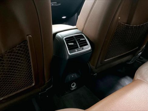 Used 2015 Audi Q3 2.0T Prestige w/ Prestige Package image 29