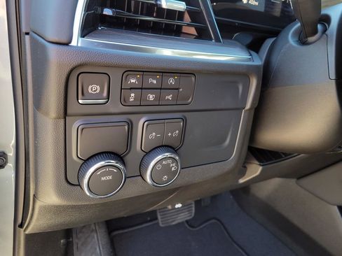 New 2026 Chevrolet Suburban LS w/ LPO, Dark Essentials Package image 17