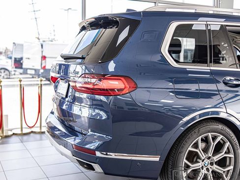 Used 2021 BMW X7 xDrive40i w/ Premium Package image 16