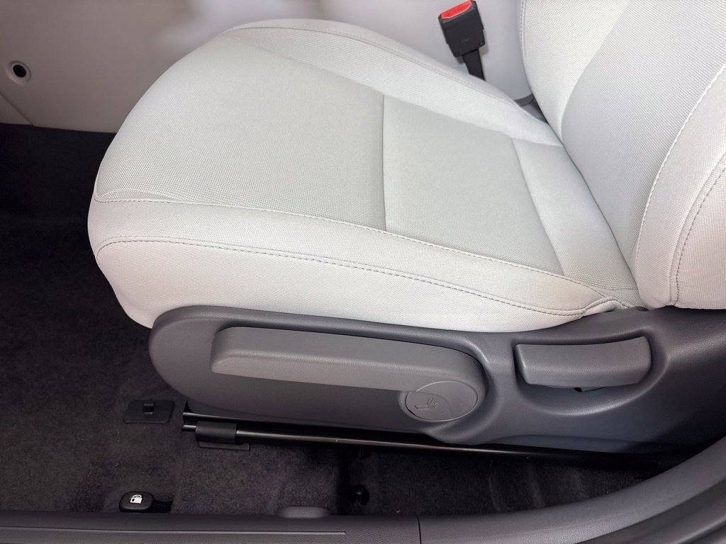 New 2027 Hyundai Kona SEL Sport FWD image 15