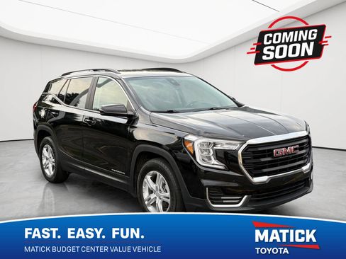Used 2022 GMC Terrain SLE w/ Driver Convenience Package FWD image 1