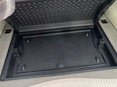 Used 2009 Jeep Grand Cherokee Overland image 23