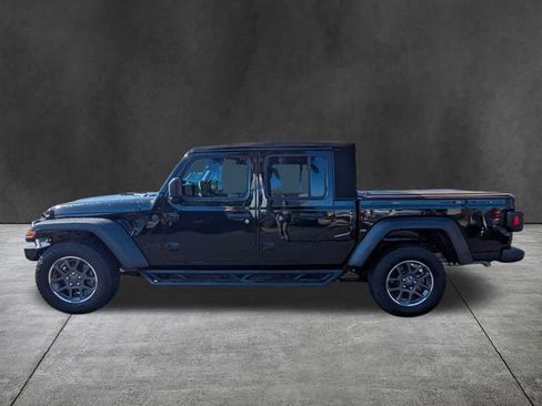 Used 2024 Jeep Gladiator Sport image 7
