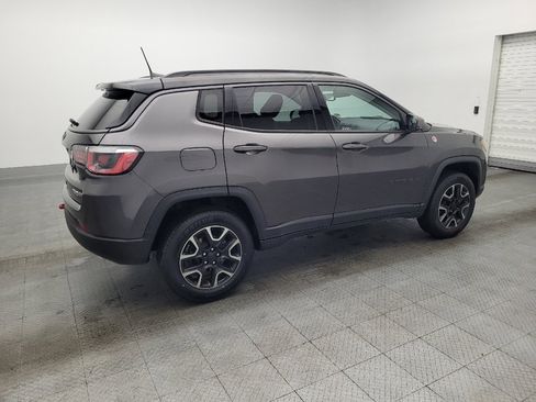 Used 2019 Jeep Compass Trailhawk image 10