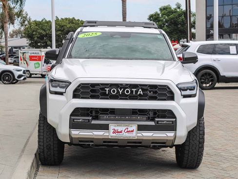 Certified 2025 Toyota 4Runner Trailhunter AWD/4WD image 2