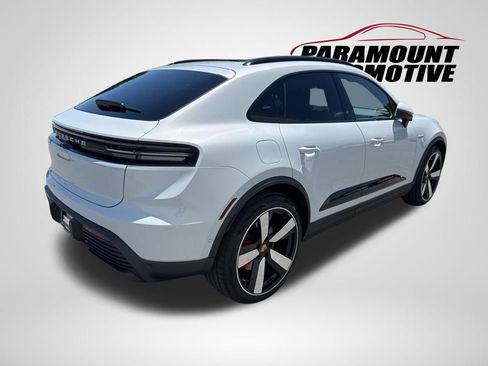Used 2025 Porsche Macan 4S Electric AWD/4WD image 7