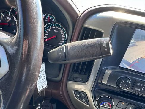 Used 2016 Chevrolet Silverado 2500 High Country w/ High Country Premium Package AWD/4WD image 17