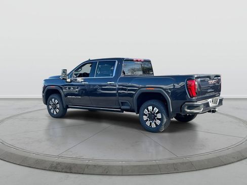 New 2025 GMC Sierra 2500 Denali w/ Denali Reserve Package AWD/4WD image 6