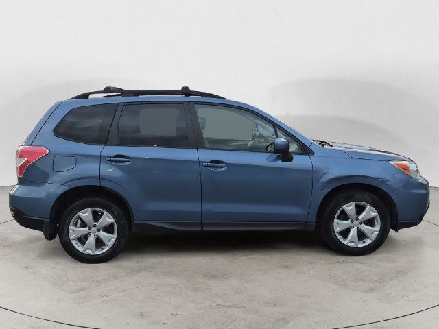Used 2015 Subaru Forester 2.5i Premium w/ All-Weather Package AWD/4WD image 4