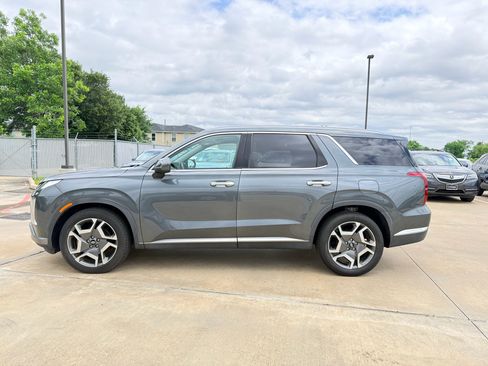 Used 2023 Hyundai Palisade Limited FWD image 9