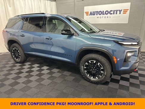 Used 2025 Chevrolet Traverse Z71 w/ Driver Confidence Package image 1