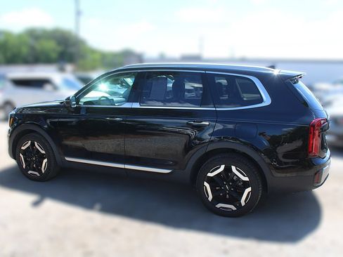 Used 2023 Kia Telluride S w/ S Sunroof Package AWD/4WD image 13