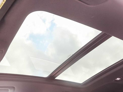 Used 2022 Audi Q3 2.0T Premium image 16