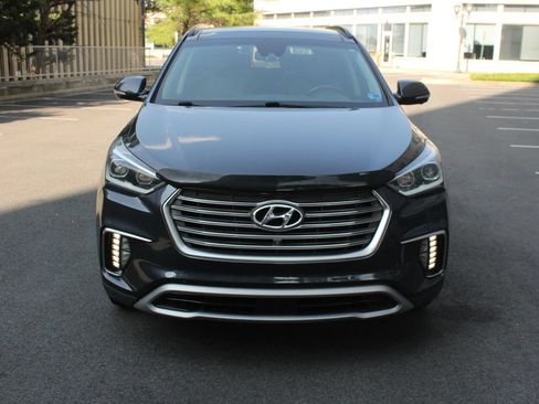 Used 2017 Hyundai Santa Fe Limited AWD/4WD image 3