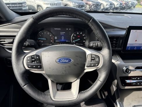 Certified 2023 Ford Explorer XLT w/ Equipment Group 202A AWD/4WD image 24