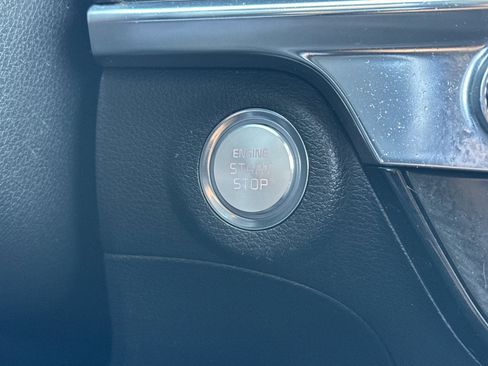 Used 2023 Kia Telluride SX image 30