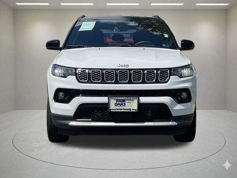 Certified 2025 Jeep Compass Limited AWD/4WD image 5